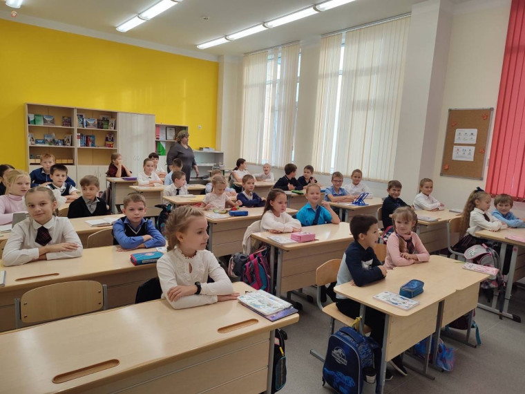 Литературный час «Учитель, человек, писатель».